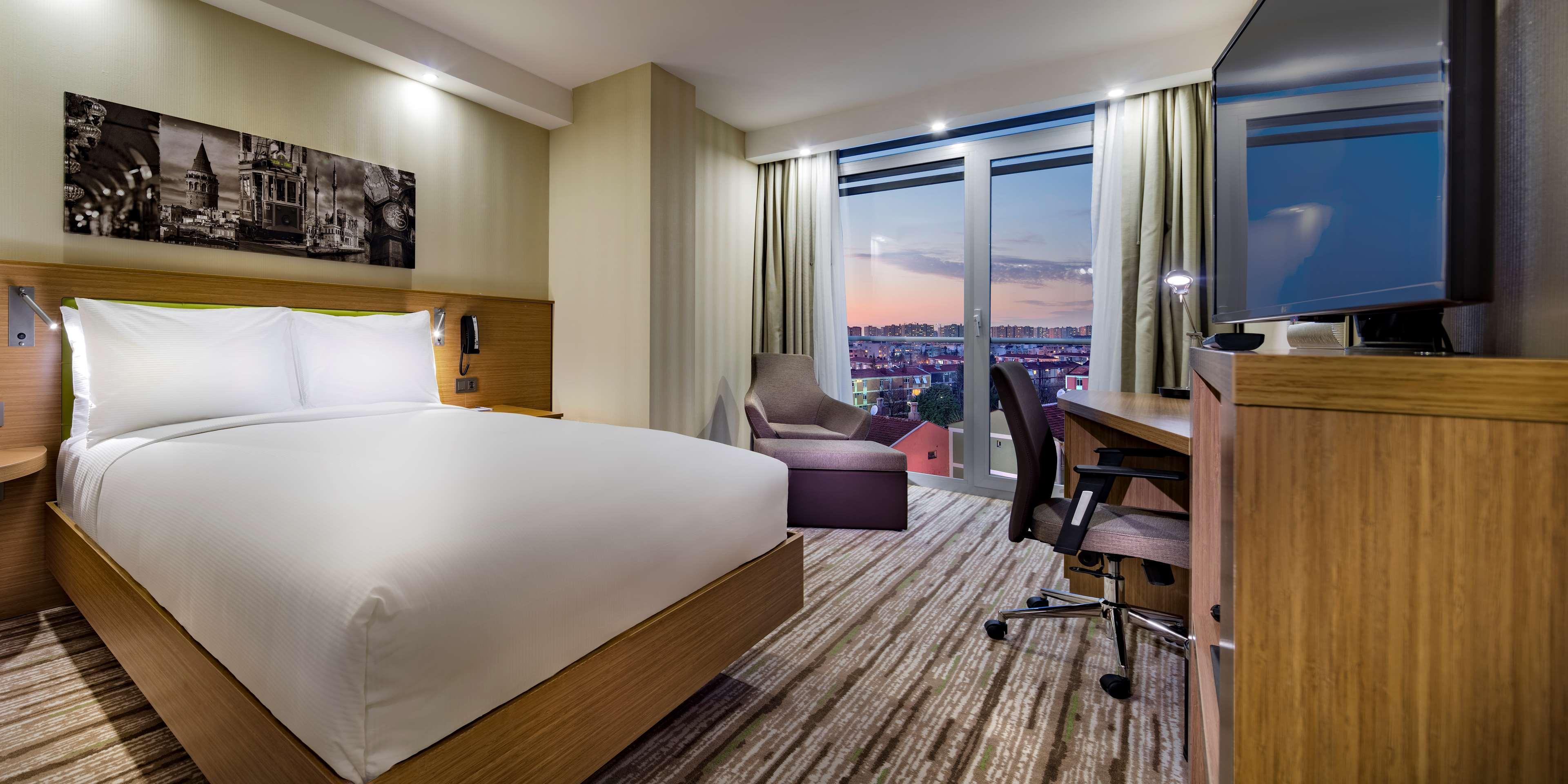 Отель Hampton By Hilton Istanbul Atakoy Стамбул – актуальные цены 2024  года, отзывы, забронировать сейчас